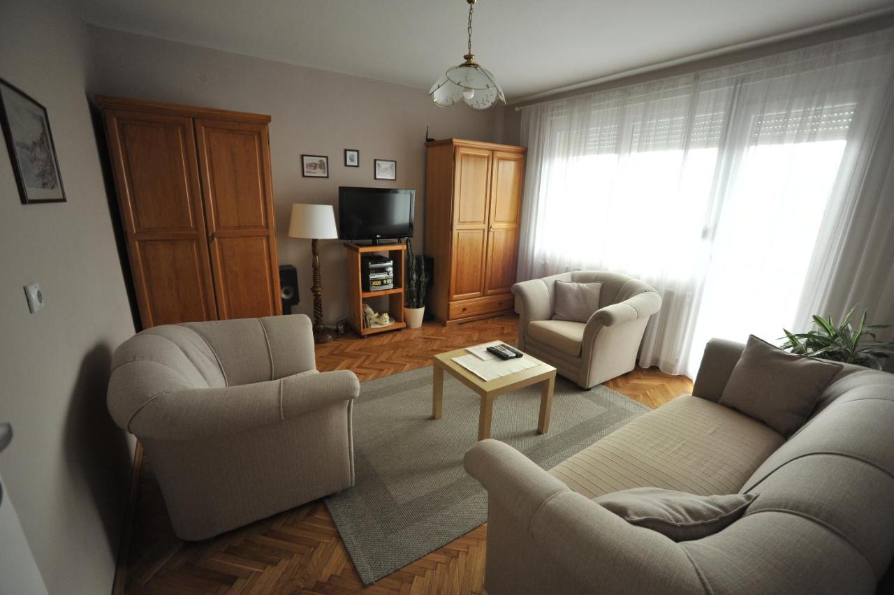 Apartman Rada Pirot Exteriér fotografie